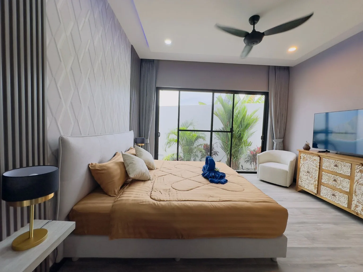 Villa Manon bedroom photo 4